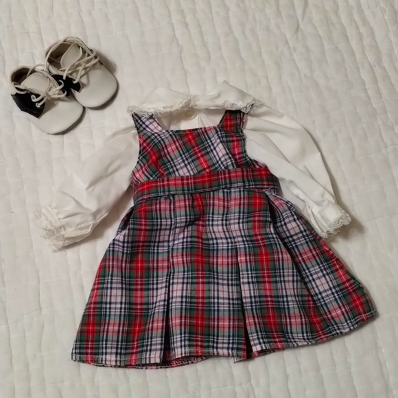 American Girl Molly & Trunk ect - Picture 8 of 10